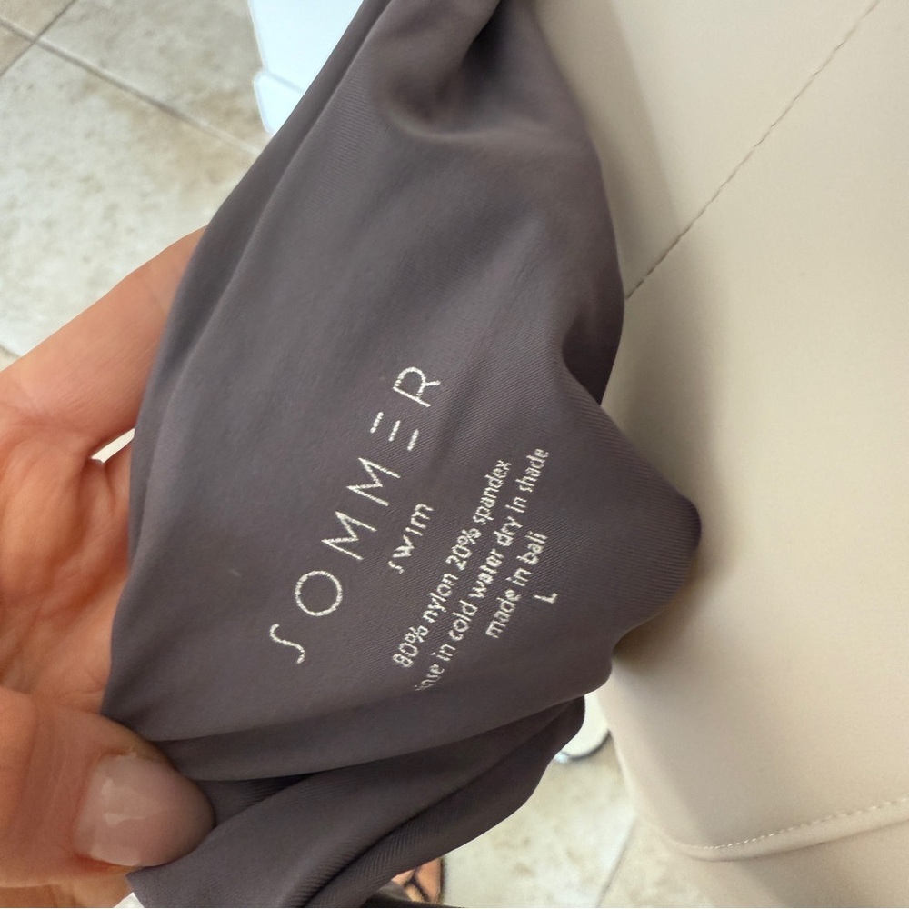 Sommer ~ One Shoulder Bikini ( 2 Pieces) - Picture 8 of 9